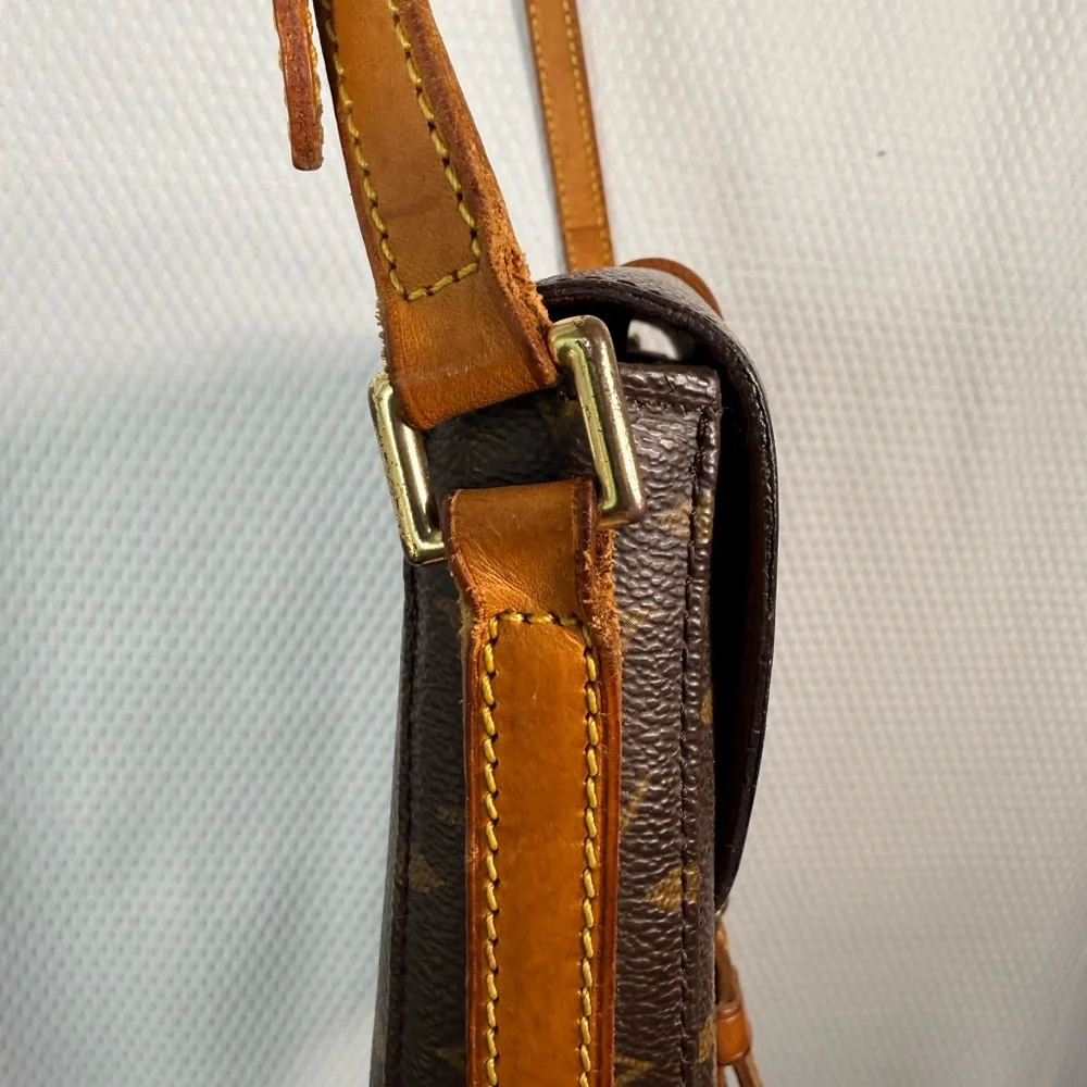 Authentic Louis Vuitton Monogram Chantilly MM